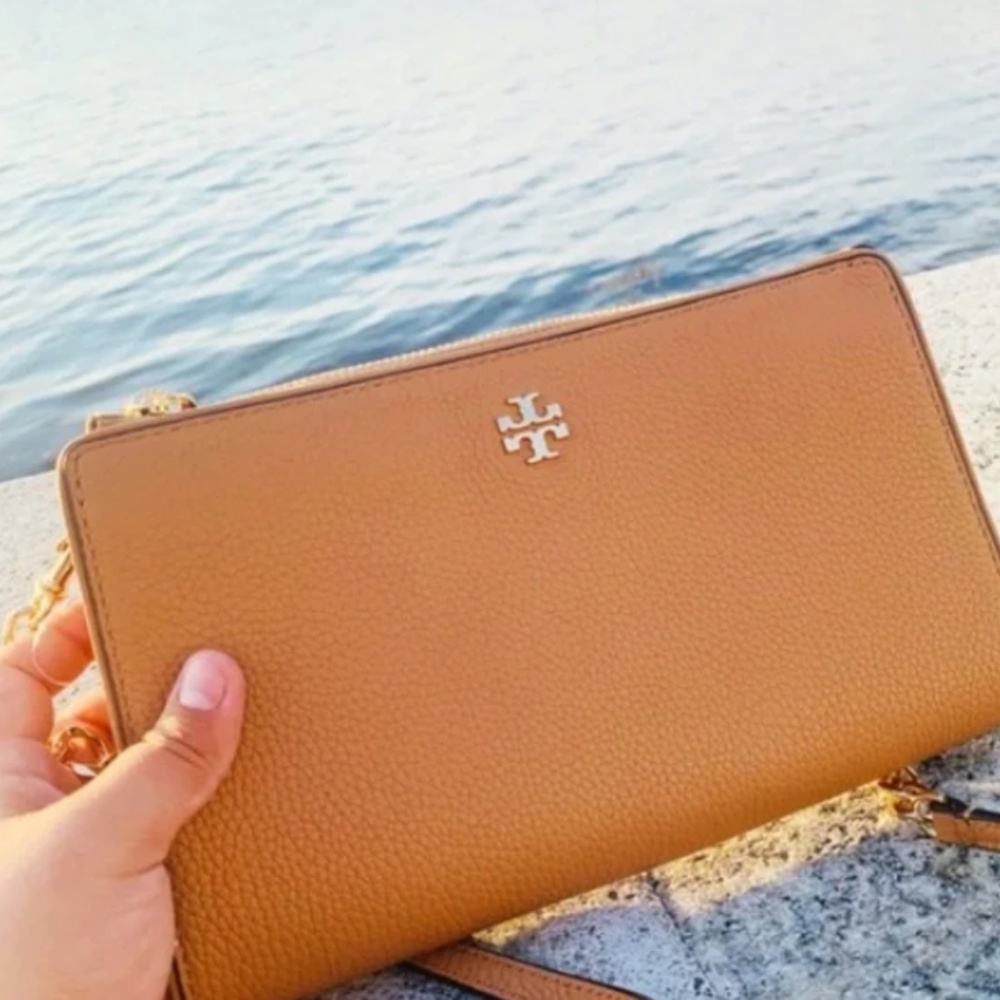tory burch slim crossbody 🌼